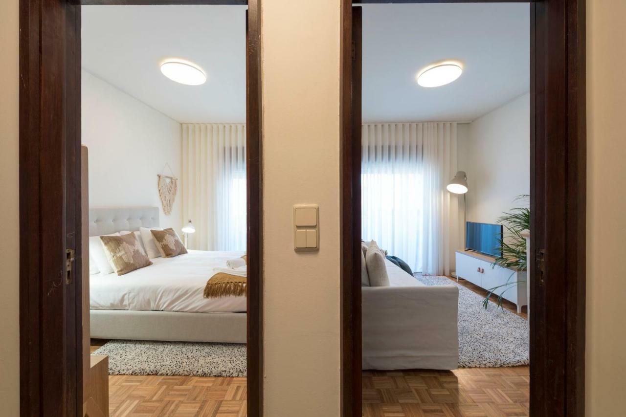 Lovelystay - Genuine Bonfim Balcony Flat Porto Ngoại thất bức ảnh