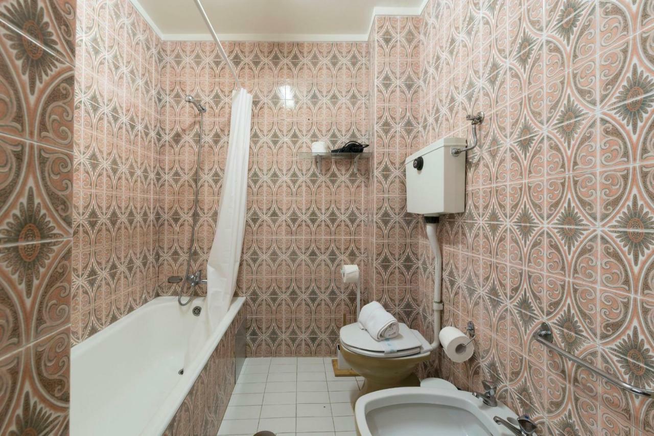 Lovelystay - Genuine Bonfim Balcony Flat Porto Ngoại thất bức ảnh